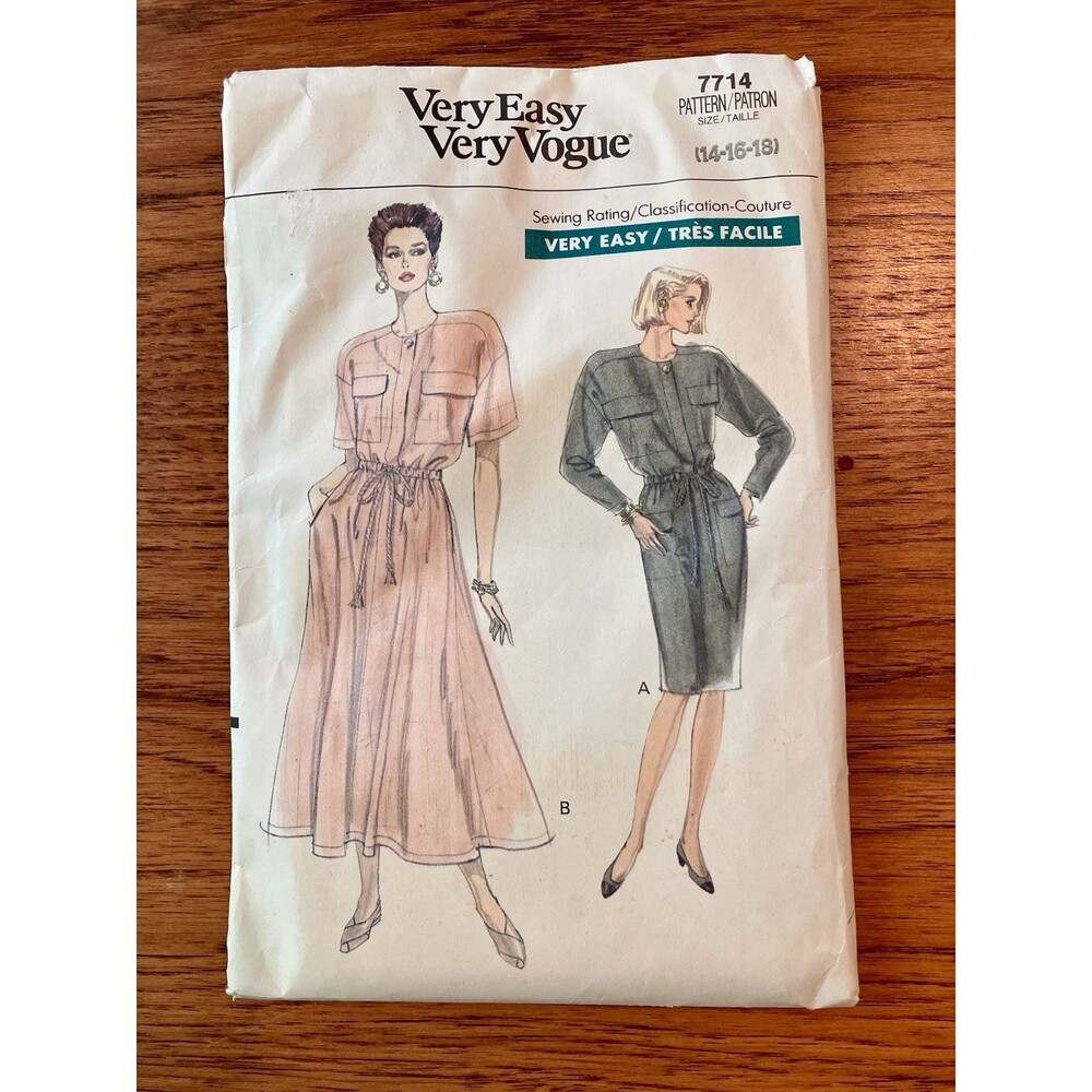 Very Easy Very Vogue Sewing Pattern 7714 Misses' Petite Dress Size 14-16-18 1990